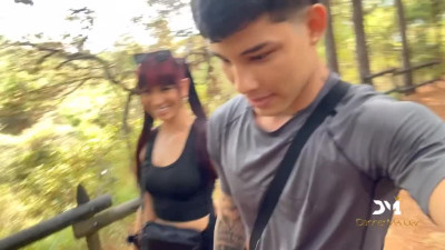 Fucking my hot girlfriend in the woods