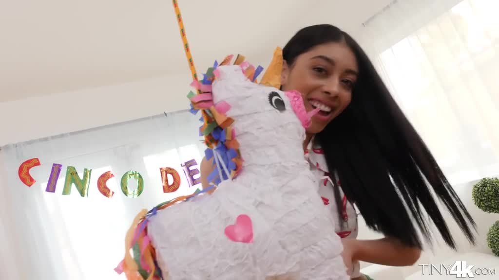 Latina spinner Jada Doll is creampied by monstrous dick Porn Videos | ePornFap.