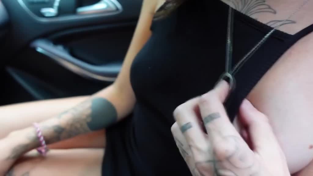 Picked up a tatted fit girl and fucked in the woods Porn Videos | ePornFap.