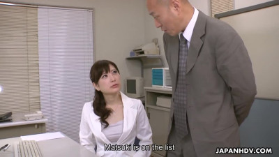 Noeru Mitsushima is not fired thanks to her mature hairy cunt