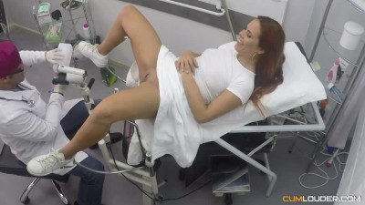 Redhead Susy Gala is seduced by horny gynecologist