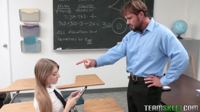 College bitch Alyce Anderson fucks paralyzed teacher