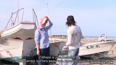 Japanese fisherman's wife is seduced by skilled pickup master