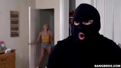 BF puts on a robber mask to have a hardcore role play fuck with his blondie Carmen Caliente