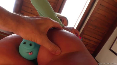 Lush Layla Price shows ass in close up and toys both holes