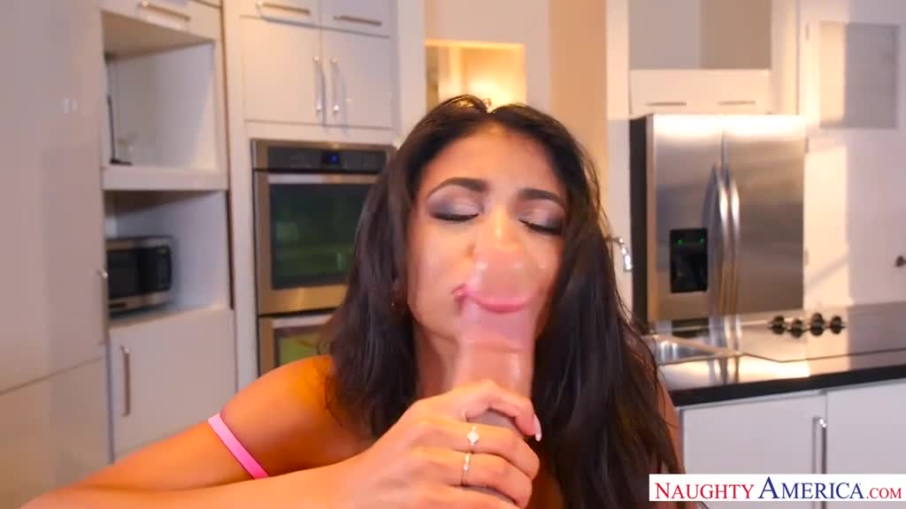 Tight puss of Veronica Rodriguez gushes love juice during doggyfuck Porn Videos | ePornFap.