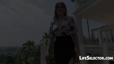 Life Selector - Giselle Palmer wants your cock