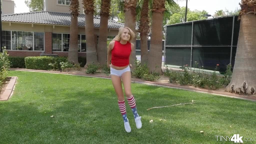 Lewd teen Scarlett Sage wants a fitness instructor intrude her tiny snatch Porn Videos | ePornFap.