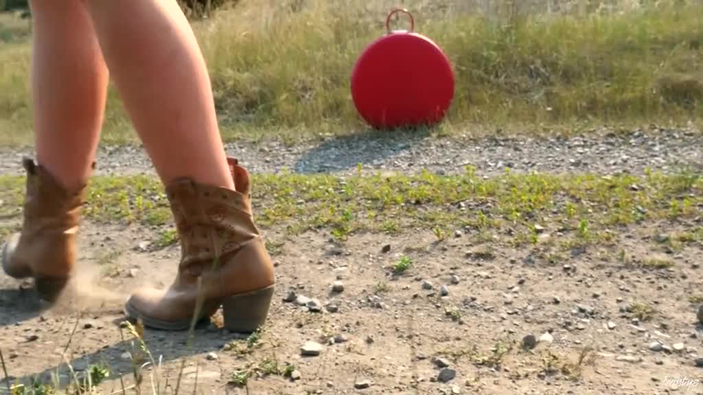 Glamorous bitch Maya Rae walks in a countryside and masturbates Porn Videos | ePornFap.