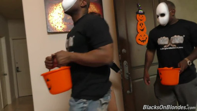 Trick or treating with whore wife Karmen Karma and two black studs