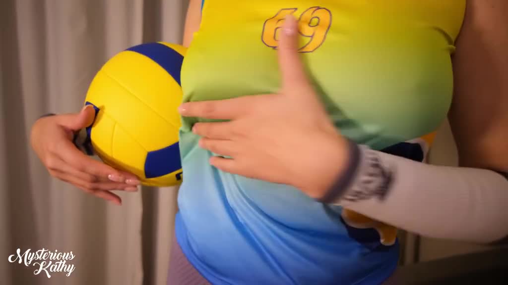 Busty volleyball player gets laid on the couch Porn Videos | ePornFap.