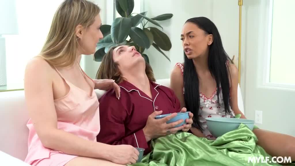 Ophelia and Bianca go down on one's son Porn Videos | ePornFap.